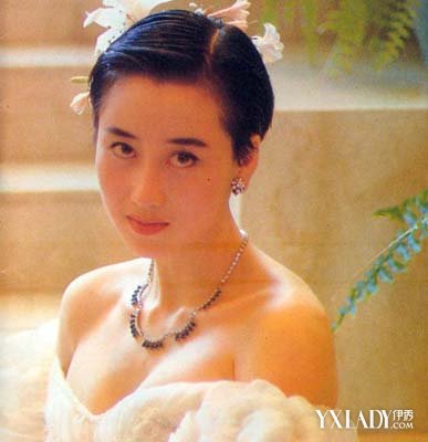Thềm ngực đầy của vợ Lý Liên Kiệt "quyến rũ" cả làng võ Trung Quốc - 16