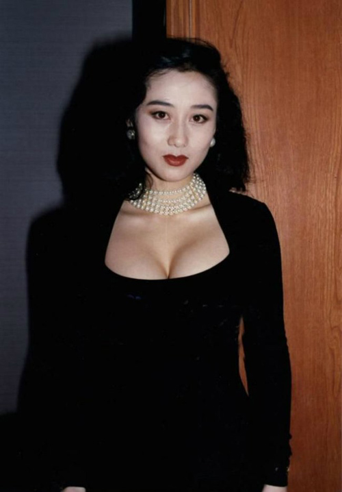 Thềm ngực đầy của vợ Lý Liên Kiệt "quyến rũ" cả làng võ Trung Quốc - 12