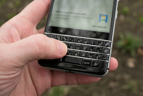 Top 10 điểm cộng trên BlackBerry KEYone - 1