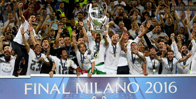 Champions League mùa tới: Người Anh vẫn “ngồi trên đống lửa” - 2