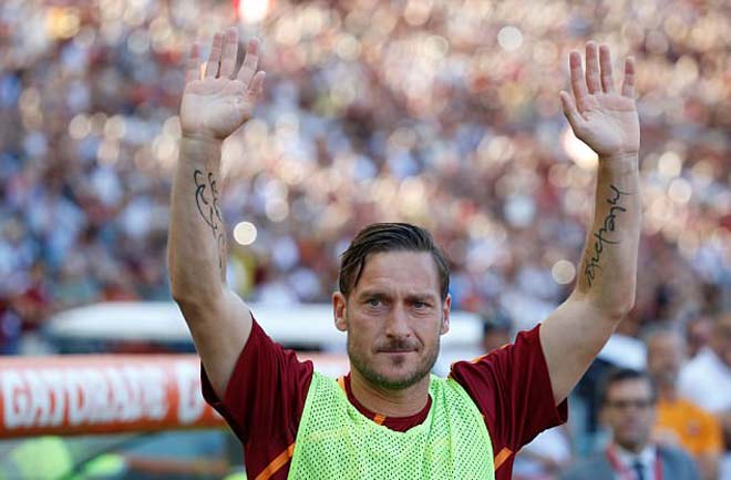 Totti chia tay Roma: 28 năm, 786 trận một tượng đài bất diệt - 1