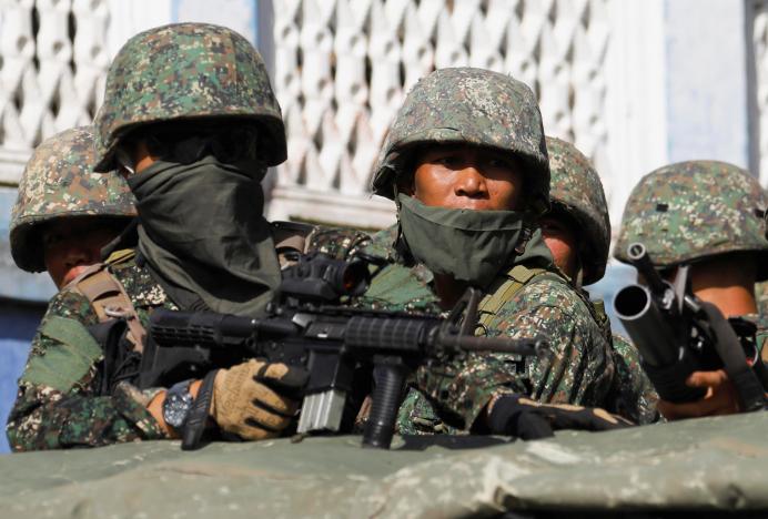 Vì sao Philippines đánh IS suốt tuần vẫn không thắng? - 1