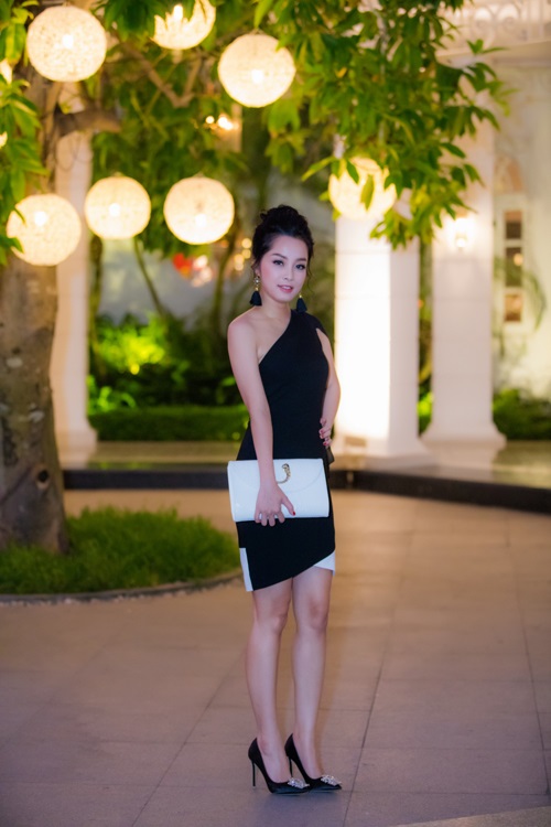 Bảo Trâm bụng bầu vẫn sexy không kém sao "Nhật ký Vàng Anh" - 7