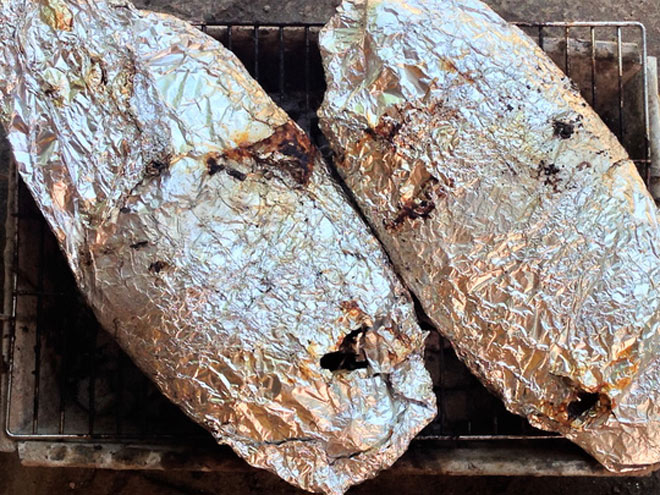 Thơm thơm, cay cay cá chim nướng muối ớt - 6