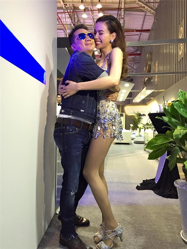 Giữa bão thị phi, đây là lý do Hà Hồ không sợ bị "chụp lén" - 10