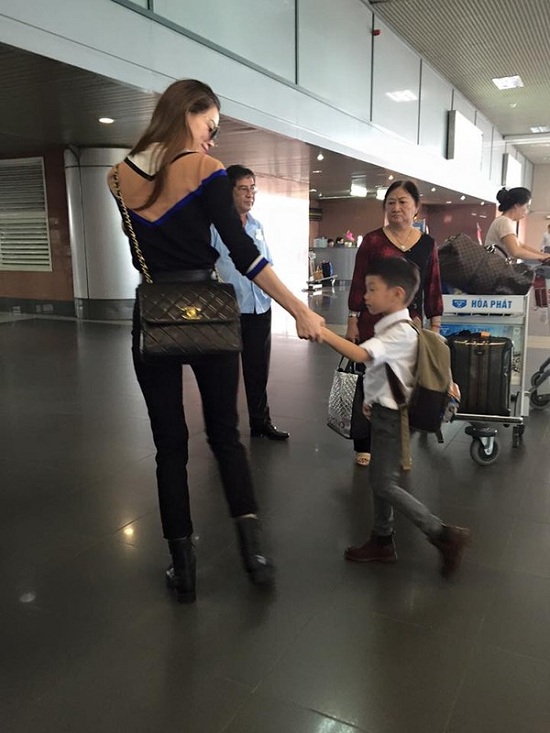 Giữa bão thị phi, đây là lý do Hà Hồ không sợ bị "chụp lén" - 2