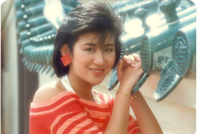 Nữ diễn viên Ngô Quân Như được ví là nữ hoàng phim hài Hồng Kông.
