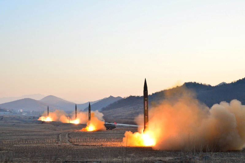 Mỹ không dễ bắn hạ tên lửa đạn đạo Triều Tiên - 1