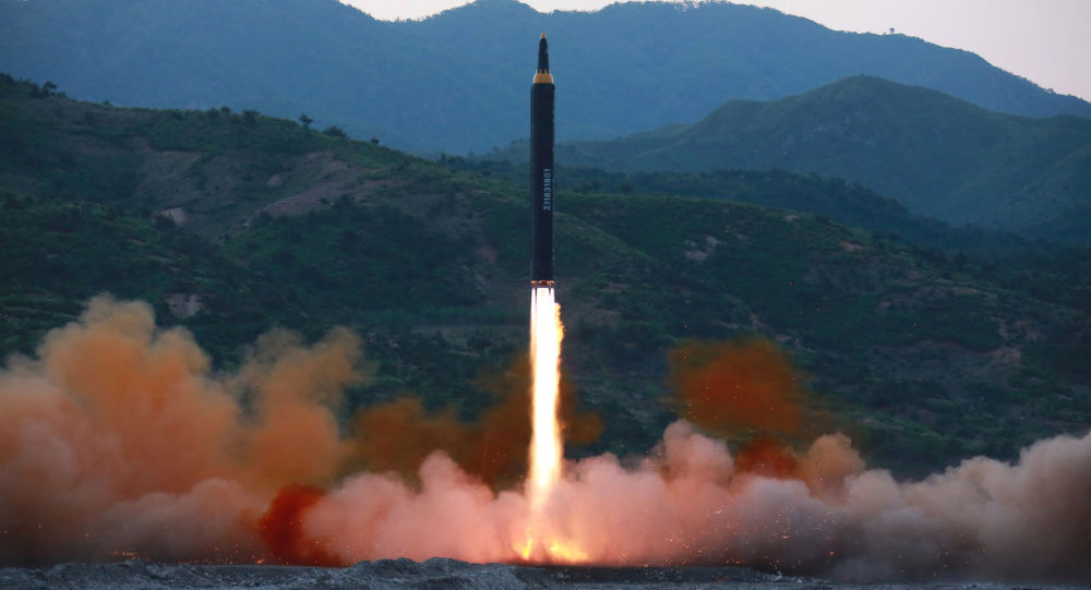 Chuyên gia nói về khả năng tên lửa Triều Tiên bay tới Mỹ - 1