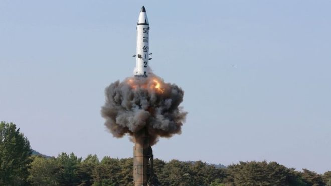 LHQ áp đặt thêm trừng phạt với Triều Tiên - 1