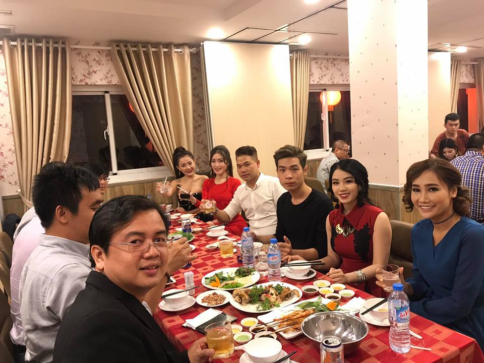 Ngân 98 khoe "cơ thể phát triển sớm", khiến mỹ nhân khác phải e dè - 10