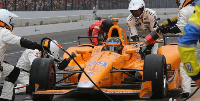 Đua xe: Siêu sao F1 và trái đắng ngày "đổi gió" - 1