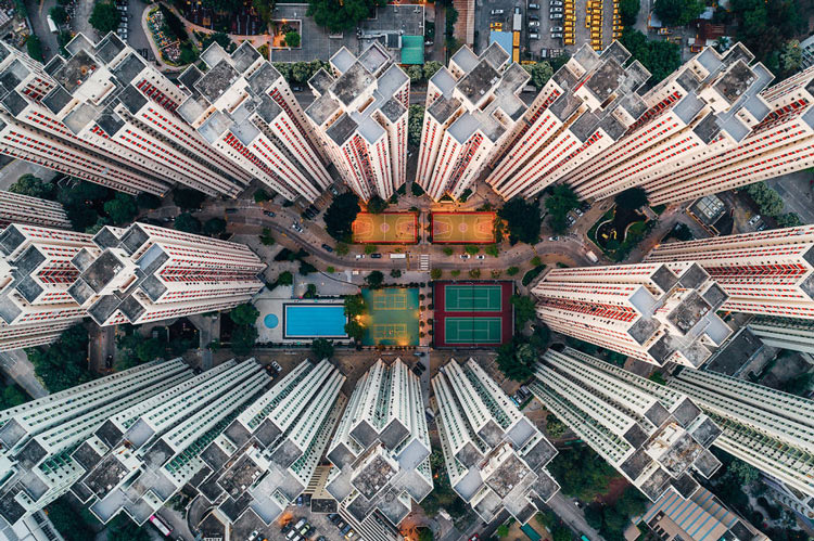 Những tòa cao ốc Hồng Kông nhìn từ trên... trời - 1