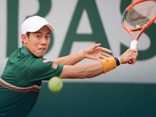 Roland Garros ngày 8: Nishikori vất vả đi tiếp, Raonic bị loại