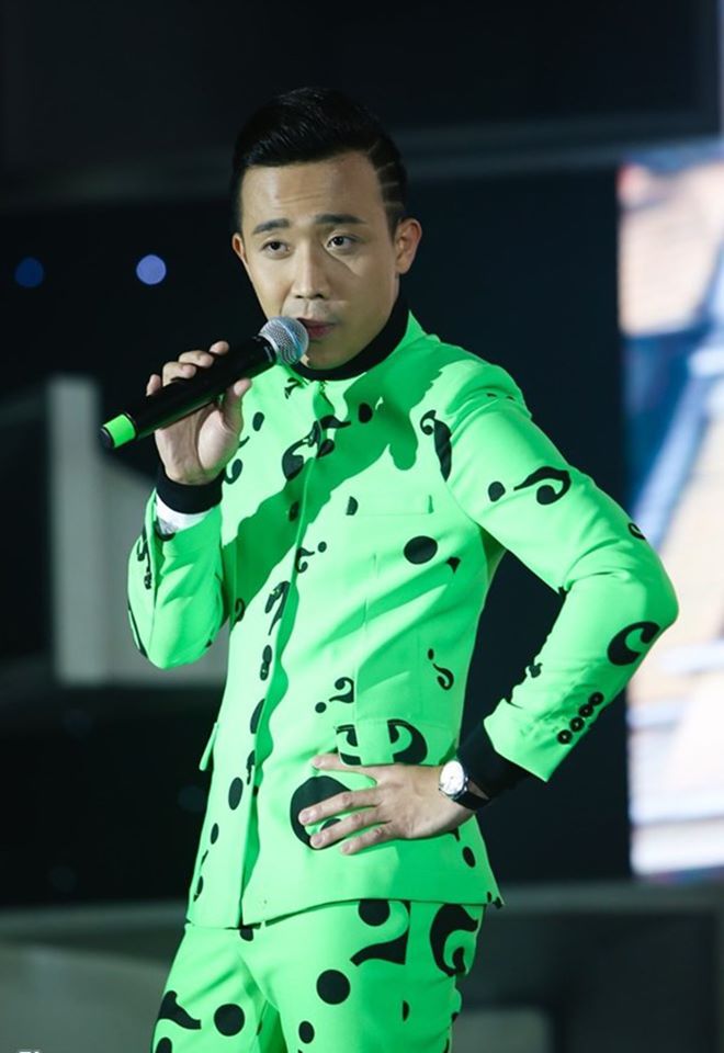 Khó tin Trấn Thành lại mặc "hoa hòe hoa sói" hơn cả vợ - 9