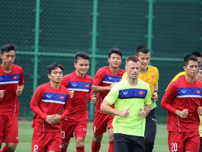 Lấy bóng đá trẻ Việt Nam ‘dạy’ Singapore - 1