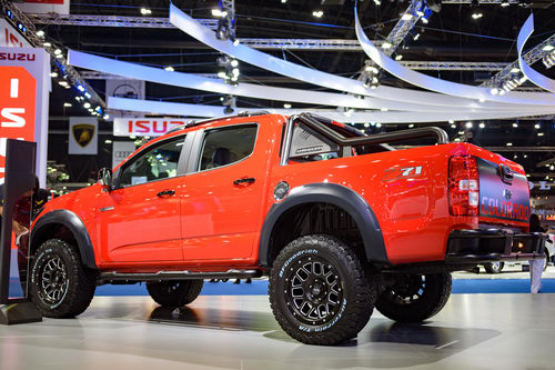 Cách tân Chevrolet Colorado với gói độ chính hãng - 5