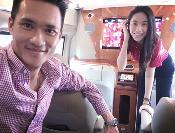 9 năm bên nhau, Thủy Tiên vẫn "sướng hơn tiên" vì Công Vinh - 9