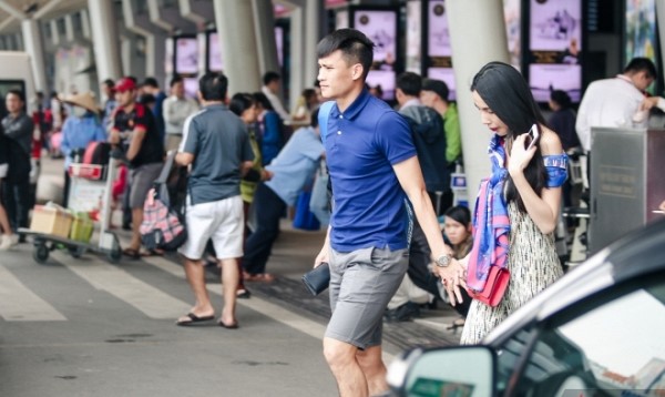 9 năm bên nhau, Thủy Tiên vẫn "sướng hơn tiên" vì Công Vinh - 5