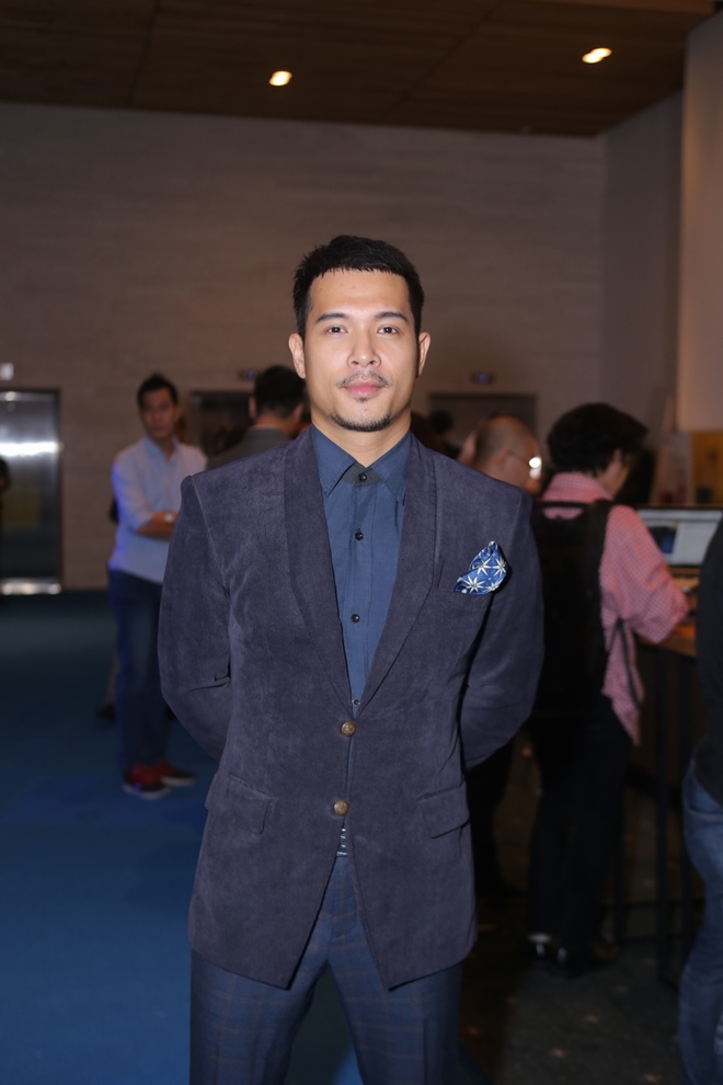 Huỳnh Anh, Hoàng Oanh ngồi bên nhau thân mật hậu chia tay - 9