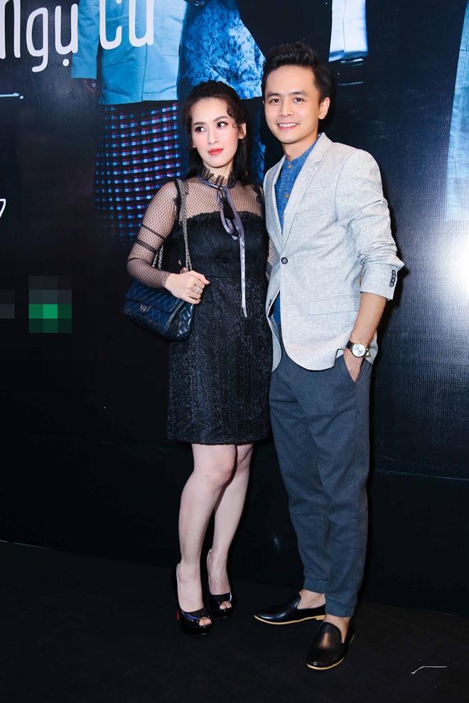 Trường Giang, Nhã Phương tình tứ diện đồ đôi đi xem phim - 8