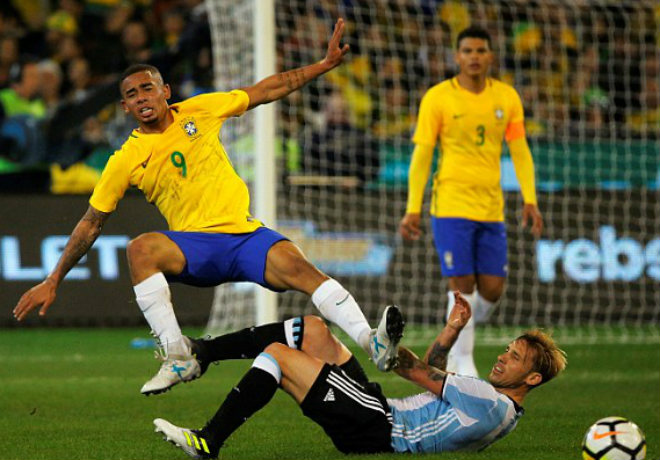 Brazil - Argentina: 4 pha chạm cột và 1 bàn thắng - 1