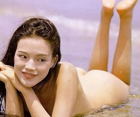 Đóng mác "gái hư" số 1 Cbiz, Thư Kỳ ngoài đời giản dị đến choáng váng - 2
