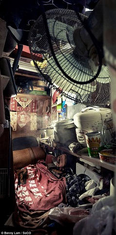 20 vạn dân Hong Kong đang nhồi nhét trong “nhà quan tài” - 3