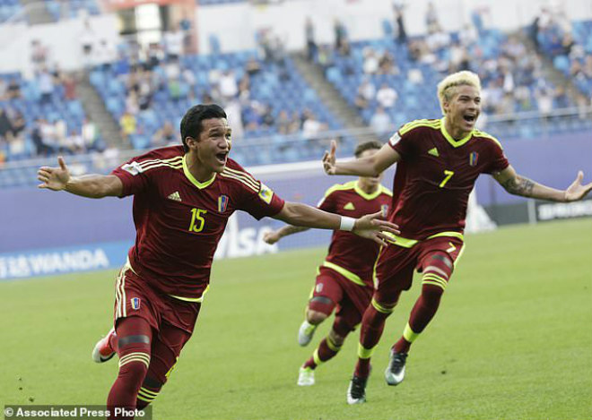 Chung kết U20 World Cup Anh - Venezuela: Đổ máu & quả 11m bước ngoặt - 3