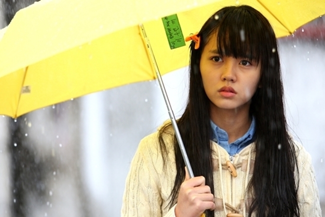 Kim So Hyun có nhiều cảnh quay nhạy cảm trong phim "Missing you" năm 2012.