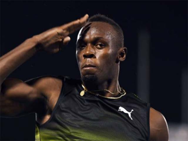 Usain Bolt khoe siêu xe, xuất phát chậm vẫn thắng 100m