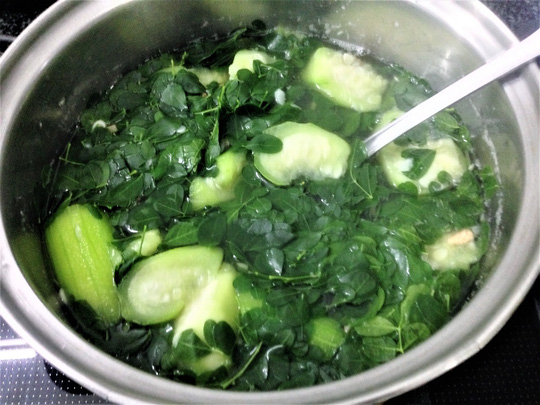 Đầm ấm những bữa cơm gia đình - 2