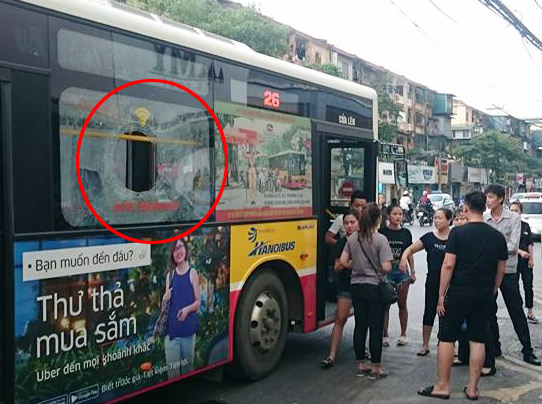 Nóng 24h qua: Người đàn ông có hình xăm "đời tôi cô đơn" chết bí ẩn trong bãi xe - 3