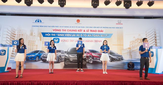 Thắng cuộc thi ôtô, sinh viên Thái Nguyên được đi Nhật - 1