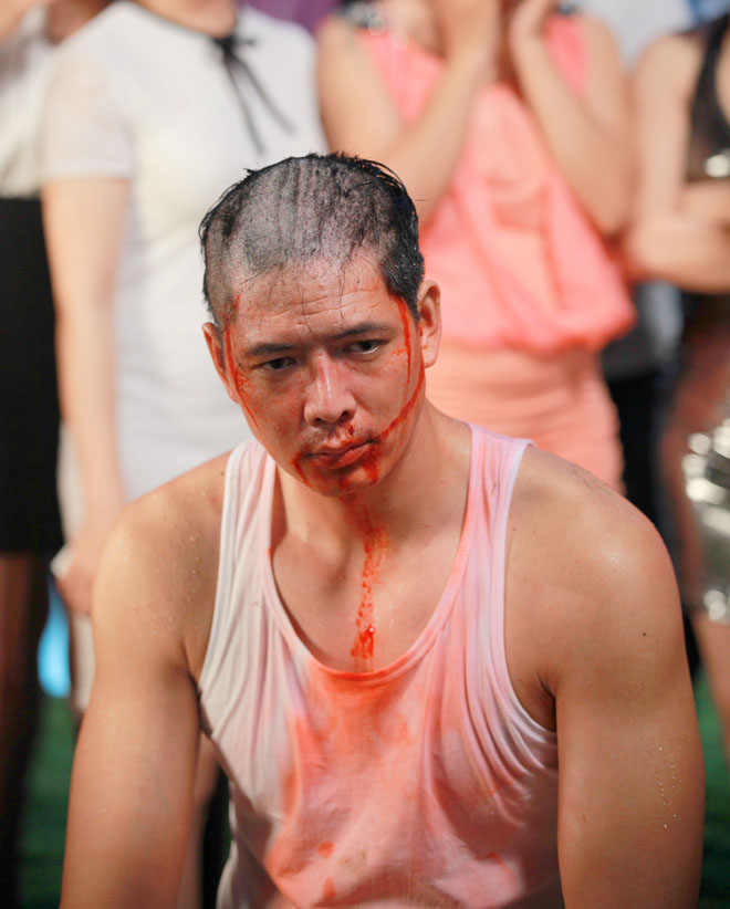 Bình Minh chấp nhận đổ máu, cạo trọc đầu vì "Sám hối" - 2