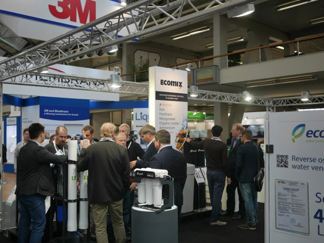 Dân thủ đô “đua nhau” sắm máy lọc nước nhập khẩu từ Đức - 1