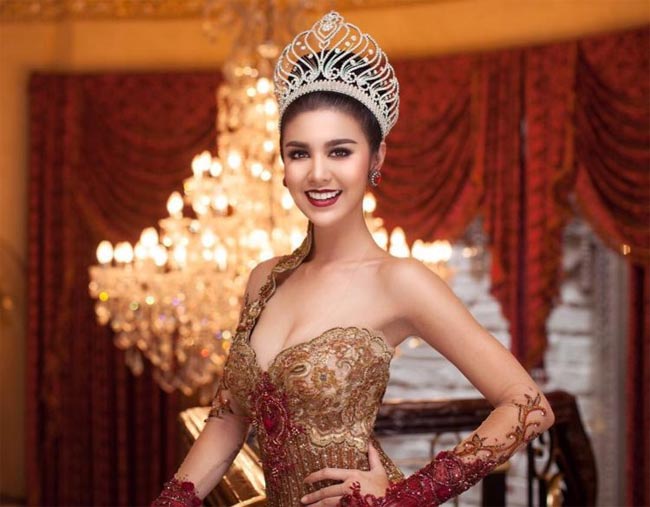 Ariska Putri Pertiwi là Hoa hậu Hoà bình quốc tế 2016.