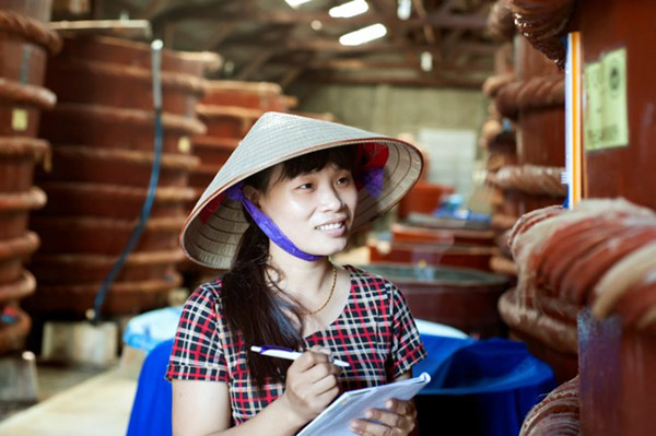 Muốn chọn nước mắm chuẩn ngon hãy nghiên cứu các bí quyết sau - 2