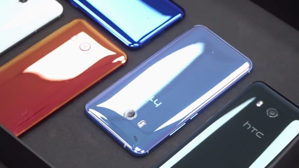 Video: Bẻ cong HTC U 11 trong vòng một nốt nhạc - 1