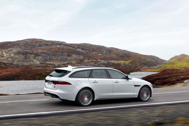 Jaguar XF Sportbrake 2018 ra mắt, giá 1 tỷ đồng - 4