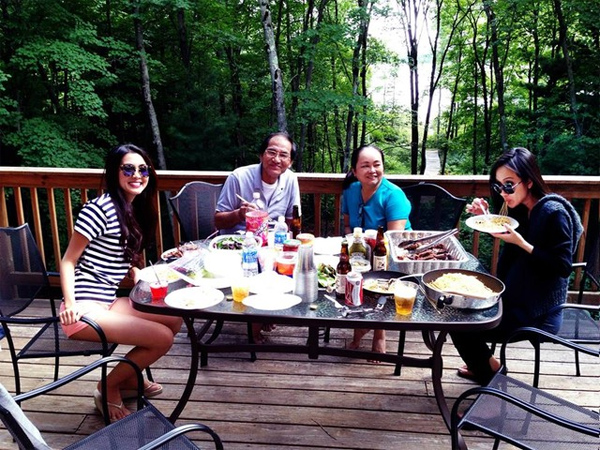 Bố mẹ Lam Trường, Hà Tăng nuôi con thành danh từ xe bánh mì, nước mía - 5