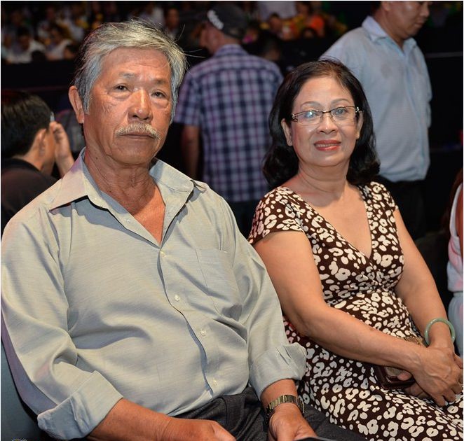 Bố mẹ Lam Trường, Hà Tăng nuôi con thành danh từ xe bánh mì, nước mía - 8