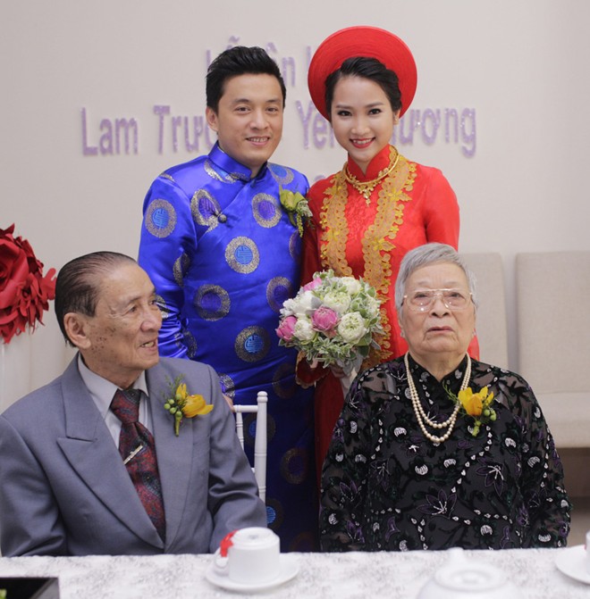 Bố mẹ Lam Trường, Hà Tăng nuôi con thành danh từ xe bánh mì, nước mía - 11