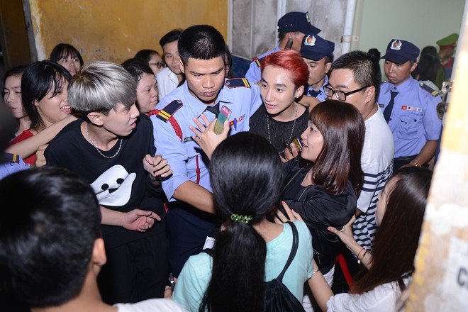 Trường Giang phải nhìn phong thái của Sơn Tùng nếu không muốn bạn gái ghen - 7