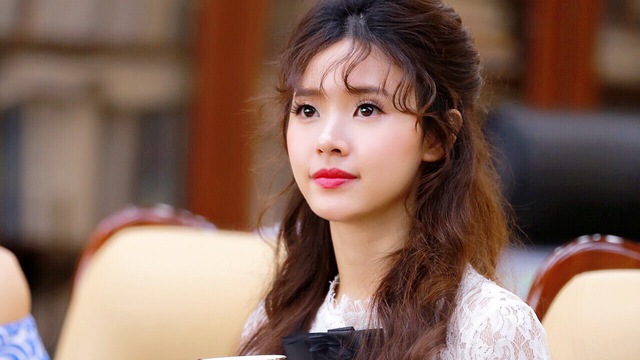 Ngã ngửa khi thấy ảnh Nhã Phương, Angela Phương Trinh trước khi chỉnh sửa - 4