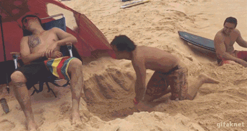 Ảnh động: Gặp gái trên bãi biển - 9