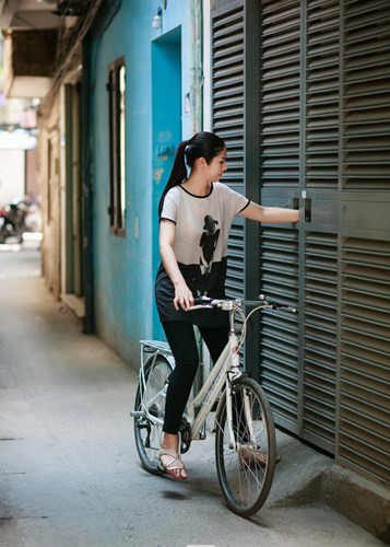 Hoa hậu Mỹ Linh, Thu Thảo cát-xê cao ngất vẫn ở nhà tập thể, căn hộ đơn sơ - 8