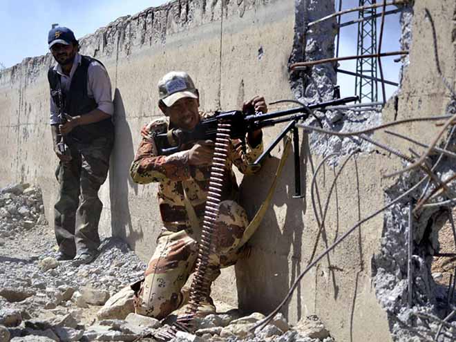 Nga ném bom diệt 2 chỉ huy, 180 tay súng IS ở Syria - 2