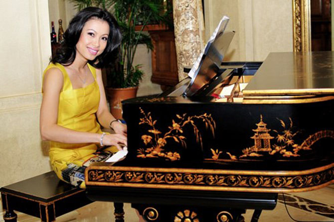 Thực hư bên trong biệt thự của 2 hoa hậu "giàu nhất Việt Nam" - 2