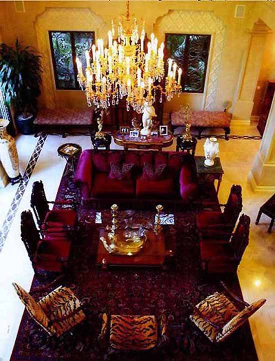 Thực hư bên trong biệt thự của 2 hoa hậu "giàu nhất Việt Nam" - 7